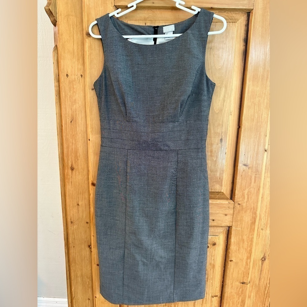 Women’s H&M Dress Gray Size 8 - Classic Style
